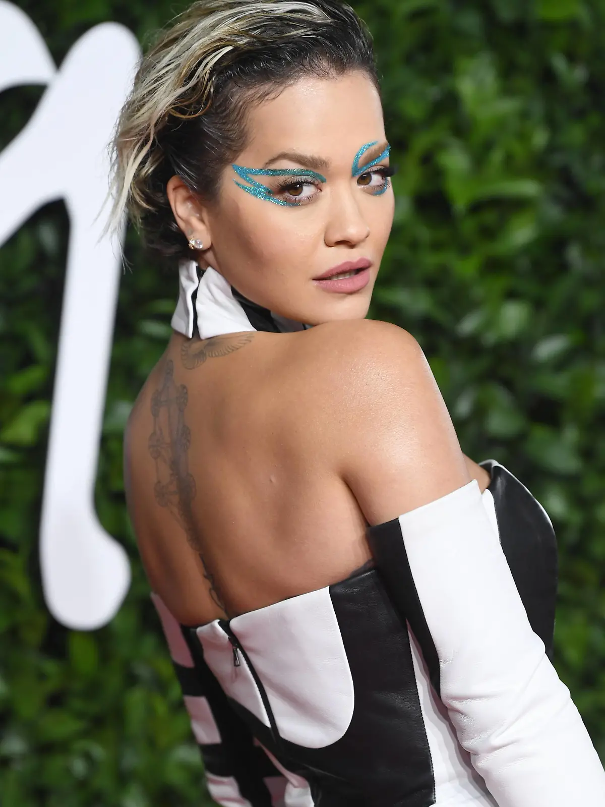  Singer Rita Ora attends The Fashion Awards 2019 at the Royal Albert Hall in London. DECEMBER 2ND 2019 PUBLICATIONxINxGERxSUIxAUTxHUNxONLY RHDx194237