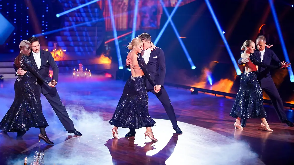 Kai Ebel (r.), Auma Obama und Simon Zachenhuber