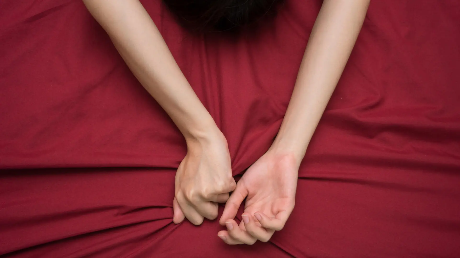 Hilft Masturbation gegen Regelschmerzen? Diese Studie sagt: Ja!