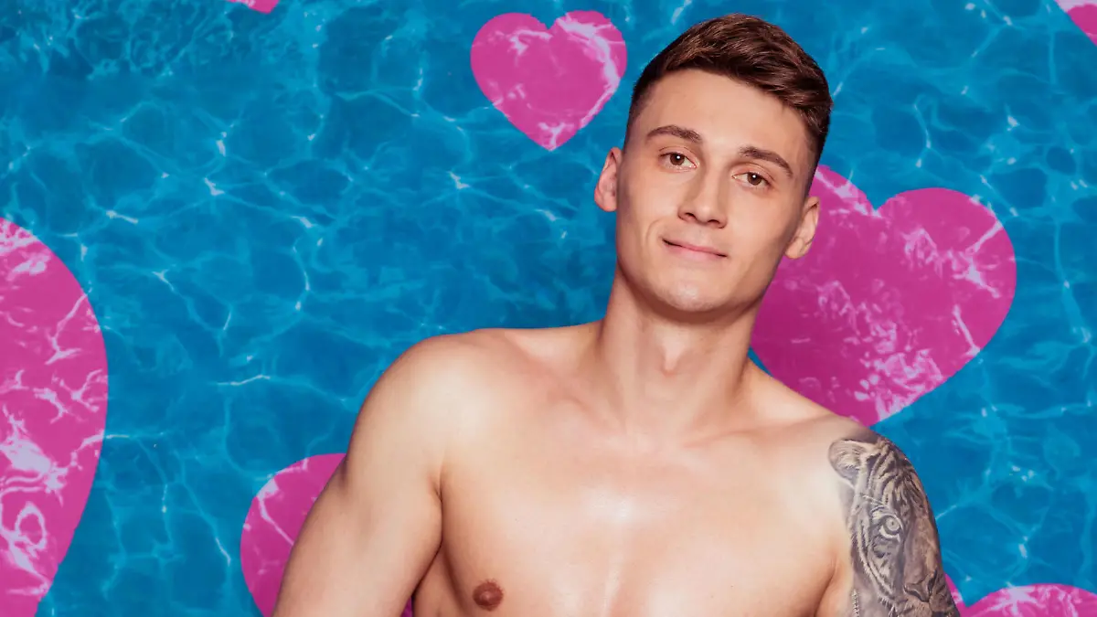 Love-Island-V-Fynn-2