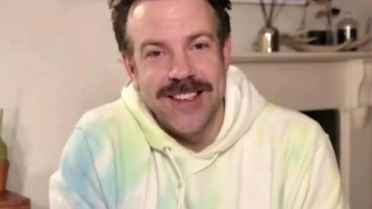 Jason Sudeikis: Golden Globes im Hoodie