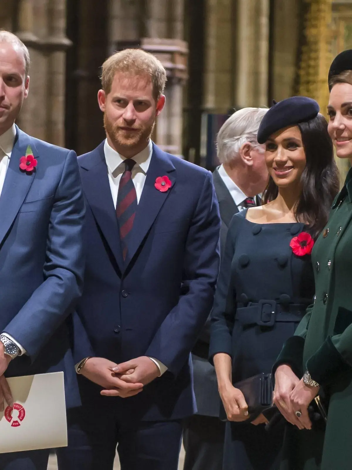  Commmorations du 11 novembre : l armistice clbr  l Abbaye de Westminster. PAP11182049 The Queen, accompanied by members of the Royal Family, attend a service at Westminster Abbey for the centenary of the Armistice. Here, Prince William, Duke of Cambridge, Catherine, Duchess of Cambridge, Prince Harry, Duke of Sussex, Meghan, Duchess of Sussex11 November 2018. HThe Queen, accompanied by members of the Royal Family, attend a service at Westminster Abbey for the centenary of the Armistice. Here, Prince William, Duke of Cambridge, Catherine, Duchess of Cambridge, Prince Harry, Duke of Sussex, Meghan, Duchess of Sussex No UK Sales Until 28 Days After Create Date 232267 2018-11-11 Londres Royaume Uni Prince Harry de Galles Angleterre Prince William Duc de Cambridge Angleterre Duchesse Catherine Kate de Cambridge Middleton An PUBLICATIONxINxGERxAUTxONLY Copyright: xPapixsx/xStarfacex STAR_232267_012
