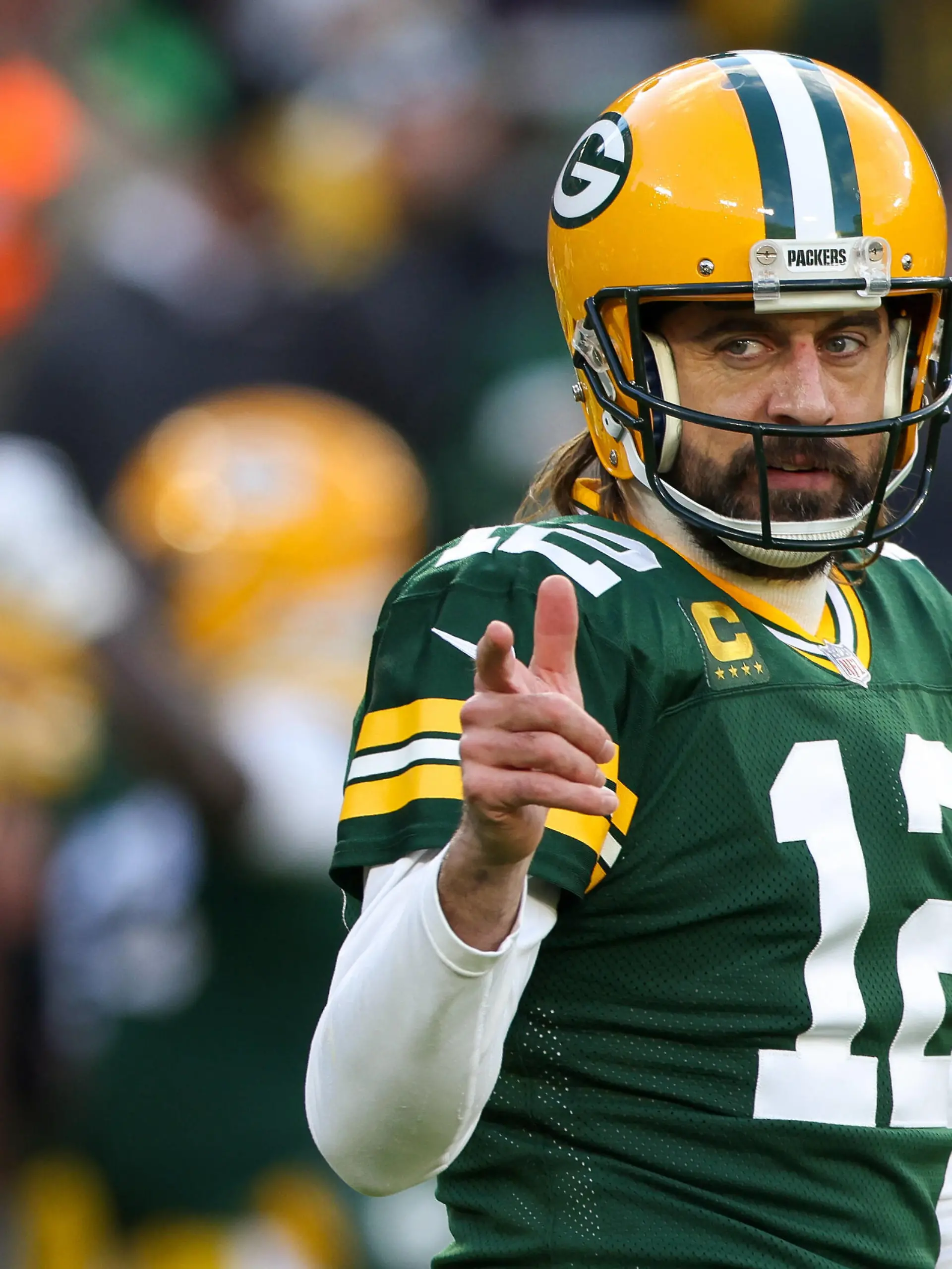 November 28, 2021: Green Bay Packers quarterback Aaron Rodgers 12 warming up during the NFL, American Football Herren, USA football game between the Los Angeles Rams and the Green Bay Packers at Lambeau Field in Green Bay, Wisconsin. /CSM Green Bay United States of America - ZUMAc04_ 20211128_zaf_c04_677 Copyright: xDarrenxLeex