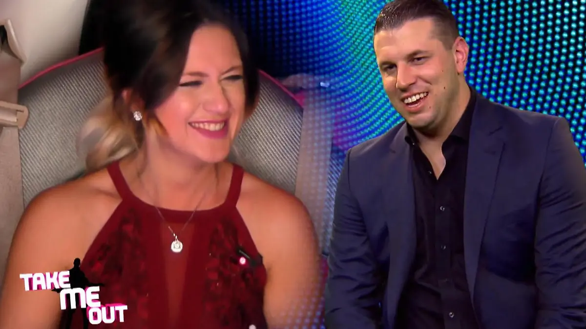 Anastasia: "Dann muss der ja gut bestückt sein" "Take Me Out"-Limo-Date: Dominiks Größe überzeugt
