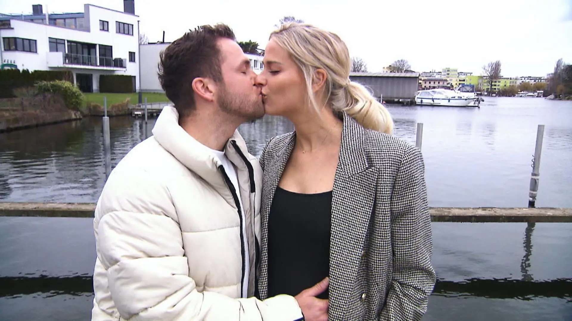 Philipp Stehler wusste nicht, ob er Vater werden kann Nach Darmerkrankung