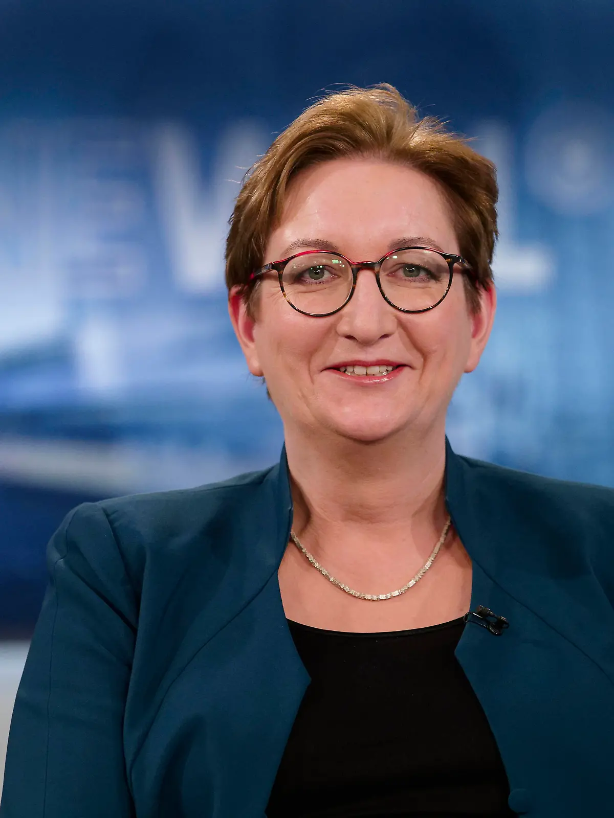 Klara Geywitz bei Anne Will 2023-04-24 - Deutschland, Berlin - Klara Geywitz SPD, Bundesministerin für Bauen und Wohnen, zu Gast bei Anne Will im Ersten. Thema der Politik-Talkrunde in der ARD: Das Ende von Öl- und gasheizungen Höchste Zeit oder überstürzter Plan *** Klara Geywitz on Anne Will 2023 04 24 Germany, Berlin Klara Geywitz SPD , Federal Minister for Building and Housing, as a guest on Anne Will on the German public broadcaster ARD The end of oil and gas heating High time or rushed plan
