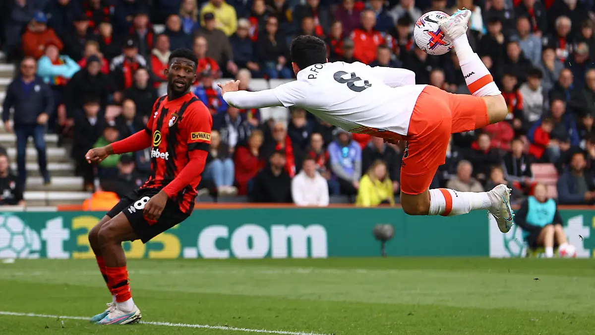 BOURNEMOUTH, ENGLAND - APRIL 23: Pablo Fornals of West Ham United scores the team's fourth goal during the Premier League match between AFC Bournemouth and West Ham United at Vitality Stadium on April 23, 2023 in Bournemouth, England. (Photo by Michael Steele/Getty Images)