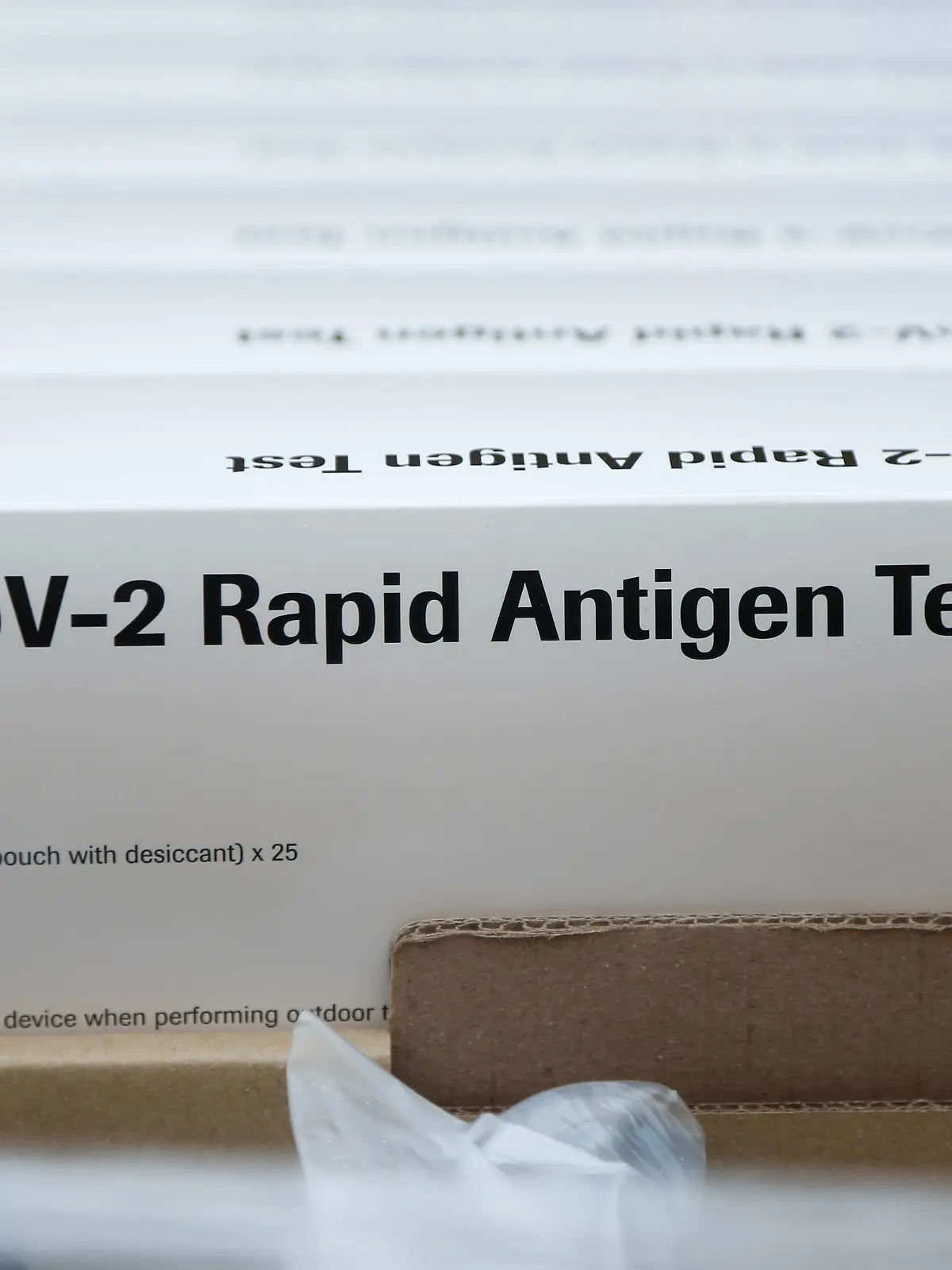  20201203 Vorbereitung zum Corona Massentest in Tirol INNSBRUCK, ÖSTERREICH - DECEMBER 3: Covid-19 Antigen Schnelltests bei der Vorbereitung zum Corona Massentest in Tirol in der Standschützenkaserne am December 3, 2020 in Innsbruck, Österreich. Innsbruck Standschützenkaserne Tirol Österreich *** 20201203 Preparation for the Corona Mass Test in Tyrol INNSBRUCK, AUSTRIA DECEMBER 3 Covid 19 Antigen Rapid tests in preparation for the Corona Mass Test in Tyrol at the shooting range on December 3, 2020 in Innsbruck, Austria Innsbruck shooting range Tyrol Austria