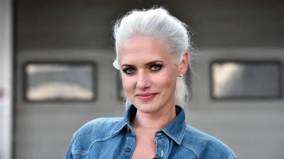 Sarah Knappik wird zum 1. Mal Mama Model im Baby-Glück