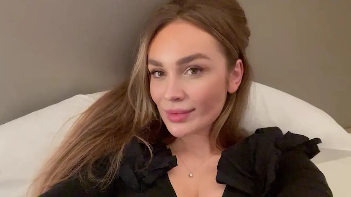 Bachelor-Kandidatin Jacqueline meldet sich nach OP Beinverlängerung nach Klumpfuß