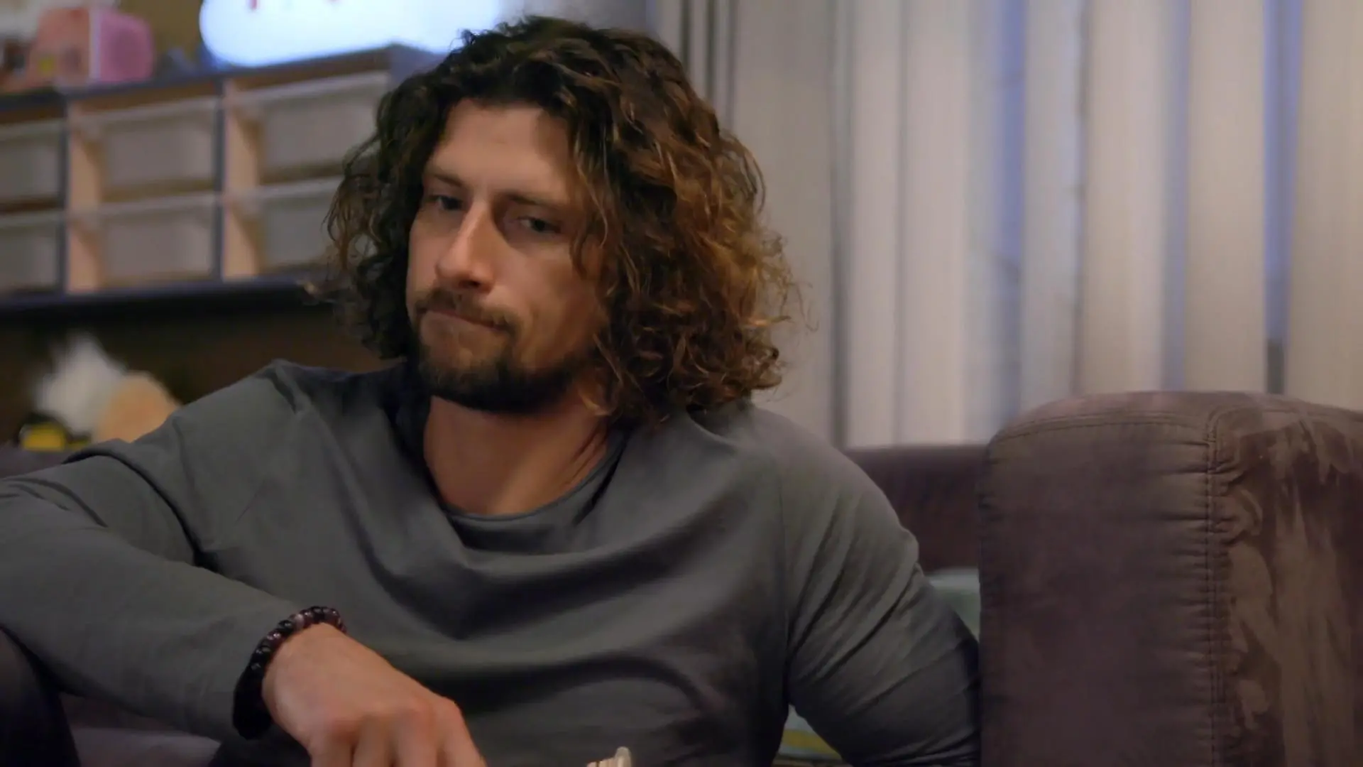 Lukes Kinderwunsch fliegt auf „Unter uns“-Folge vom 01.03.2021