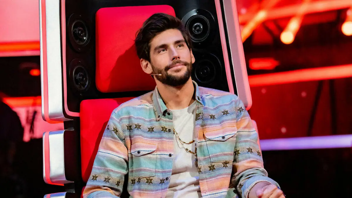 Wie Alvaro Soler Lockdown und Fernbeziehung unter einen Hut bekommt