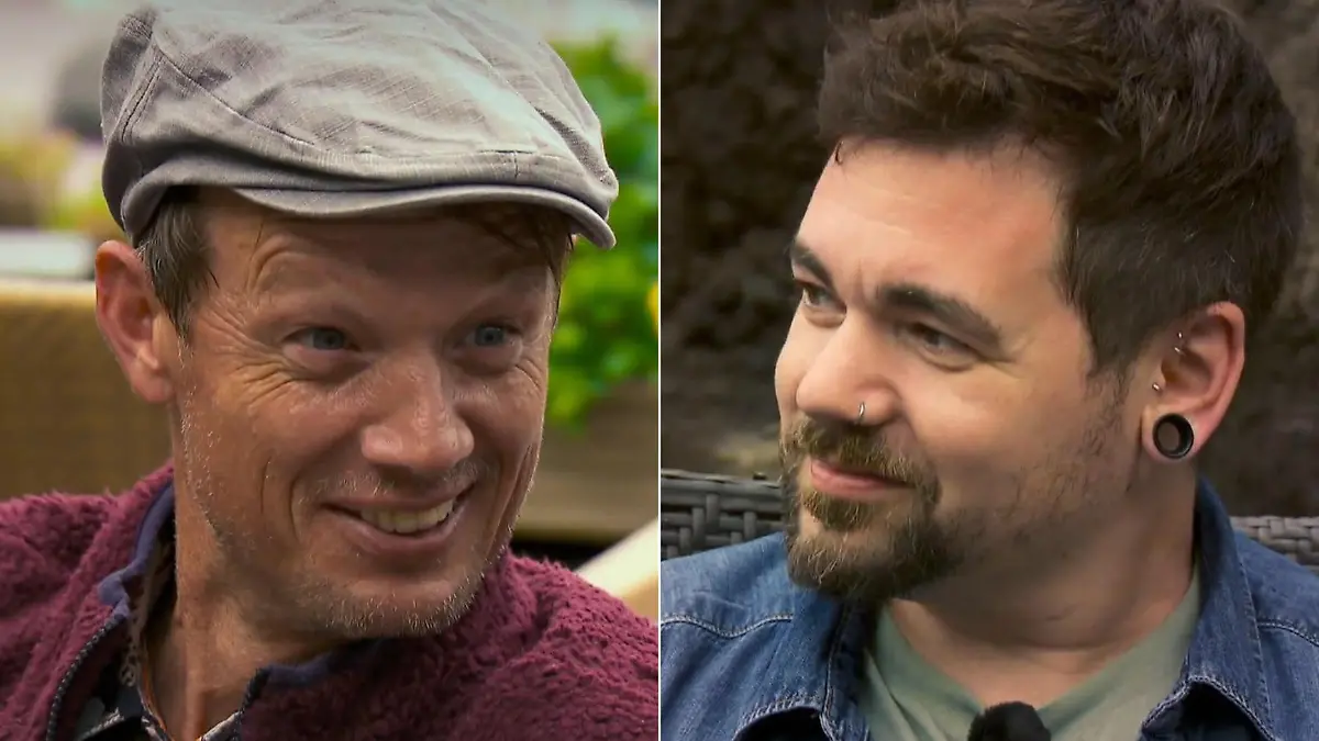 "Bauer sucht Frau International"-Kandidat Heiko im Gespräch mit Bewerber Basti