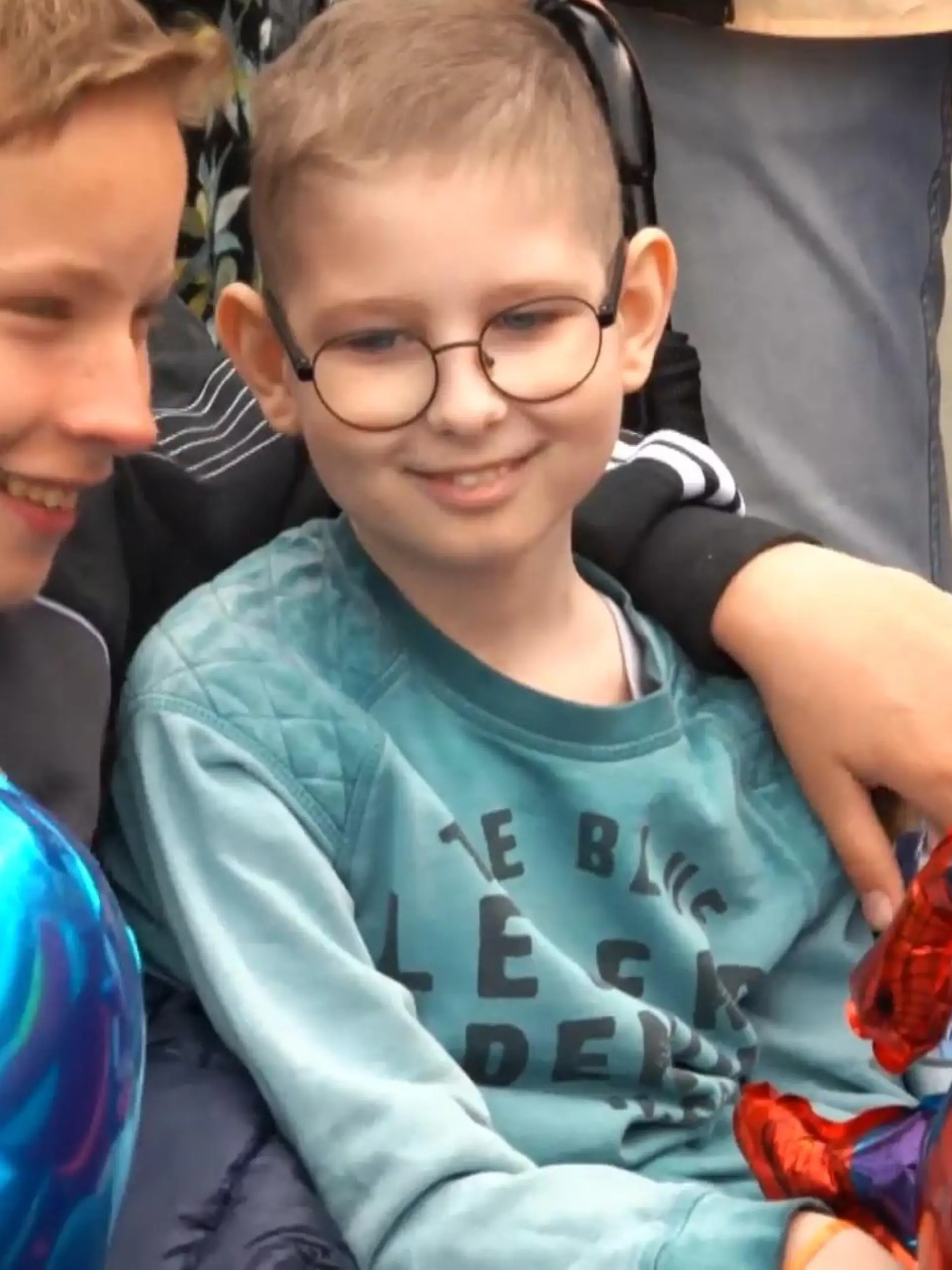 Bild zu: "Hirntumor: Jerome (10) muss sterben"