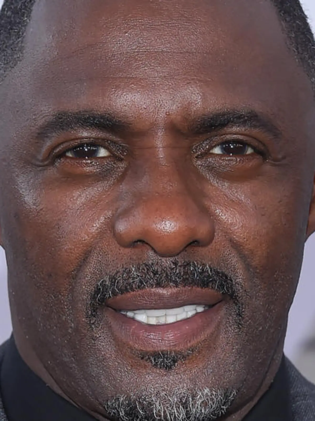Keine neue Staffel, aber: Idris Elba bestätigt "Luther"-Film