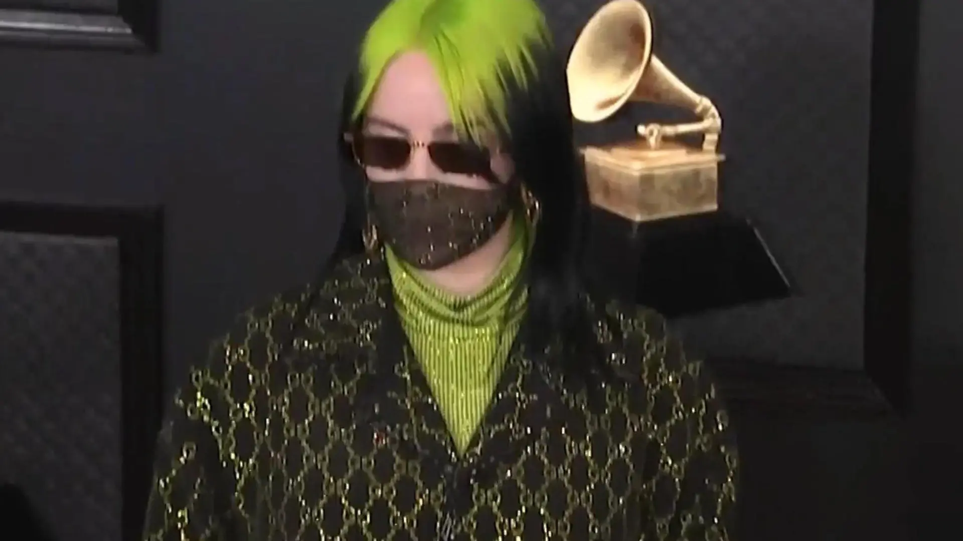 Billie Eilish schockt mit schrillen Nägeln Wie soll man damit irgendwas greifen