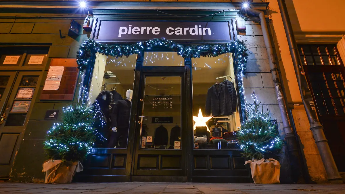 Pierre Cardin shop decorated for Christmas in Krakow's Old Town. On Sunday, December 6, 2020, in Krakow, Poland. (Photo by Artur Widak/NurPhoto)