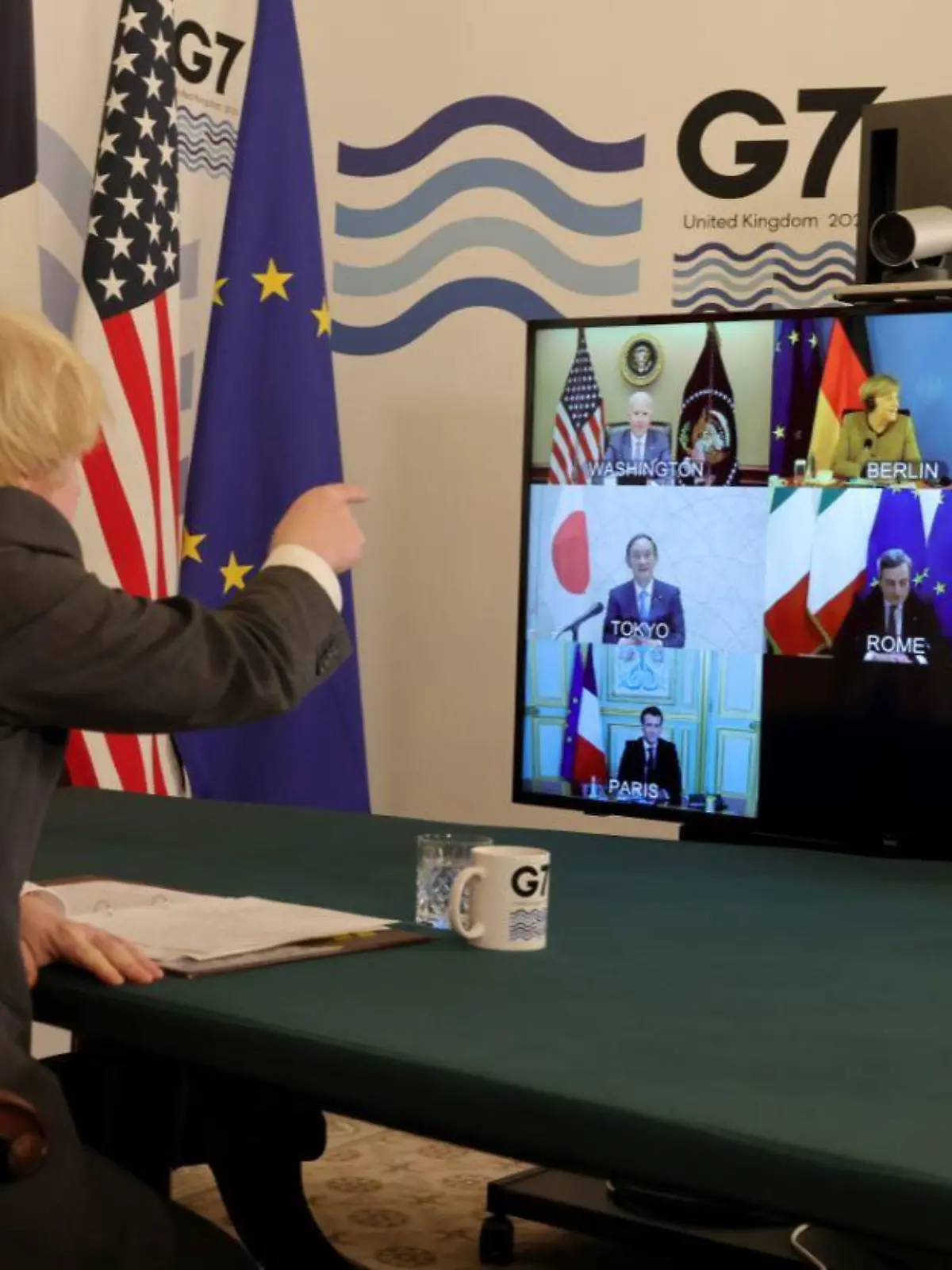 19/02/2021. London, United Kingdom. Boris Johnson hosts the Meeting of the G7 Leaders. The Prime Minister Boris Johnson chairs a virtual meeting of the G7 Leaders from inside the Cabinet Room of No10 Downing Street, ahead of this summers G7 Summit in