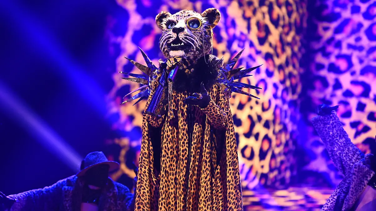 HANDOUT - 16.02.2021, Nordrhein-Westfalen, Köln: Die Figur «Leopard» tritt in der ersten Folge der vierten Staffel der ProSieben-Show «The Masked Singer» auf. Bei «The Masked Singer» singen Prominente in aufwendigen Bühnenkostümen um die Wette. Foto: Willi Weber/ProSieben/dpa - ACHTUNG: Nur zur redaktionellen Verwendung im Zusammenhang mit einer Berichterstattung über die Sendung und nur mit vollständiger Nennung des vorstehenden Credits. Das Foto darf nicht verändert und nur im vollen Ausschnitt verwendet werden. Keine Archivierung +++ dpa-Bildfunk +++