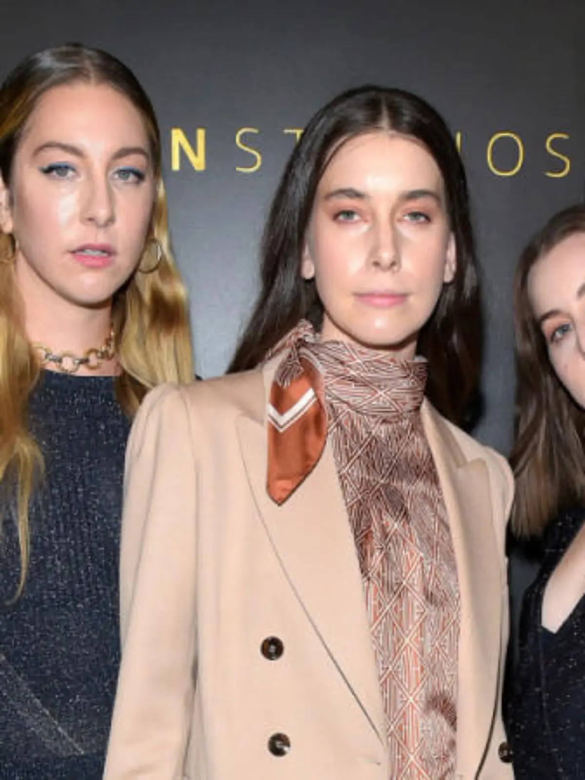 Haim weisen mit Videoclip auf Taylor Swift-Kollaboration 'Gasoline' hin