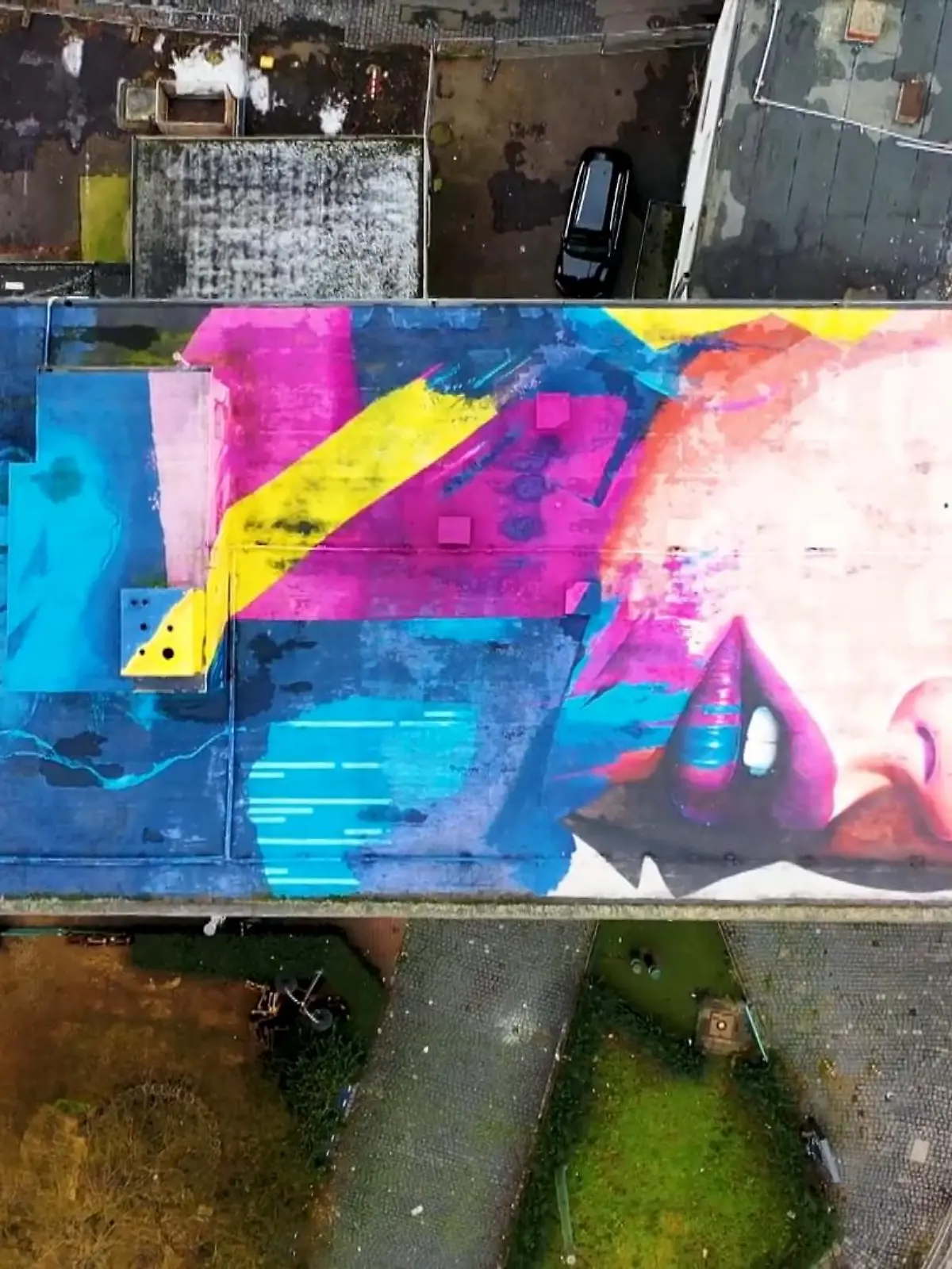 Bild zu: "Graffiti-Botschaft von Justus Becker "