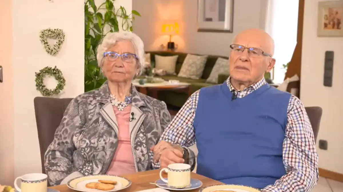 Wie beschwerlich ist der Corona-Impftermin für Ü-80-Jährige? Ohne Angehörige kaum machbar