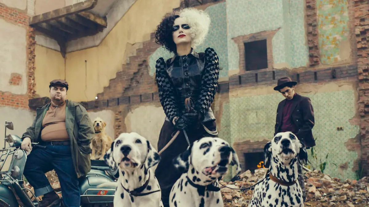 Emma Stone überzeugt schon jetzt als Schurkin "Cruella"