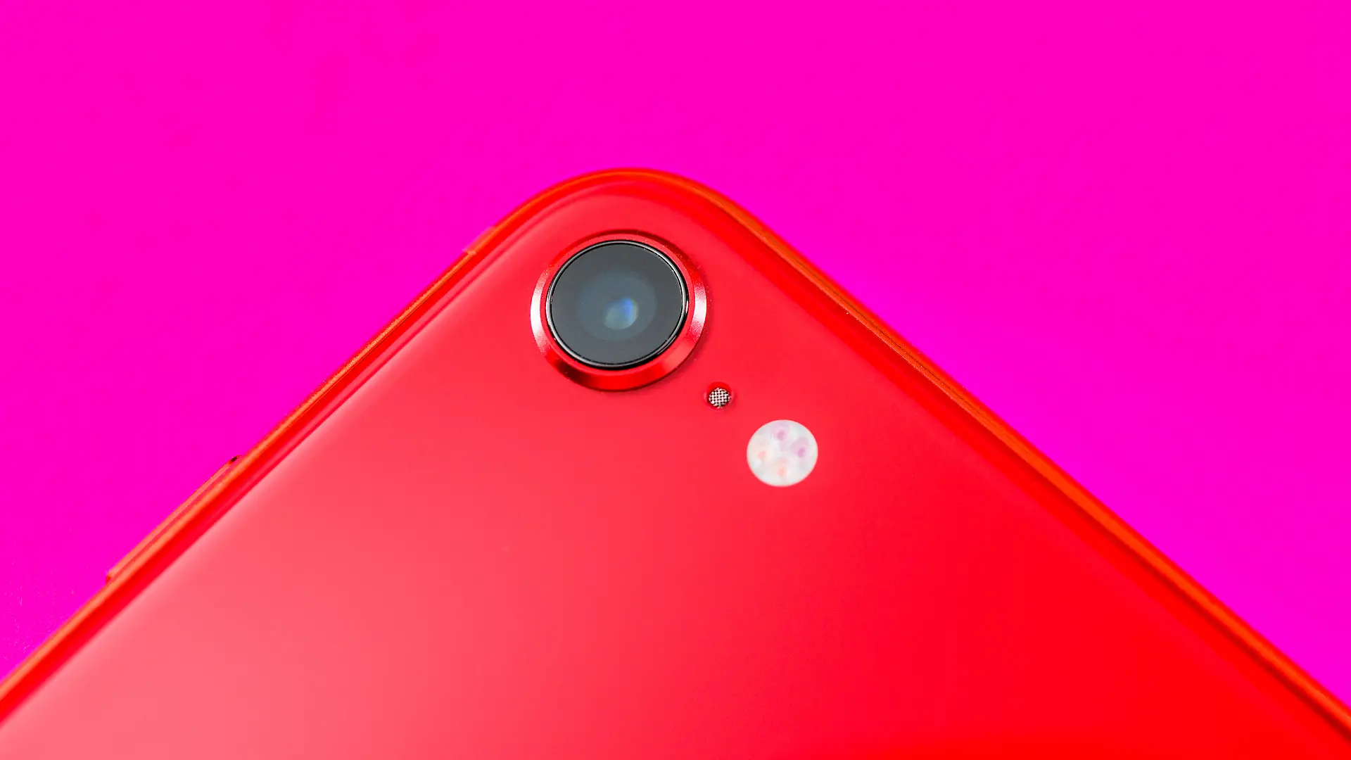 Close-up vom neuen iPhone SE von Apple