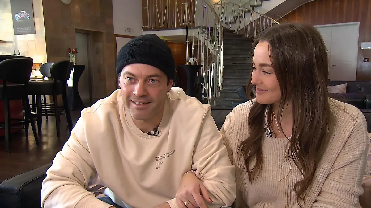 AWZ-Star Jörg Rohde und seine Nathalie Voll verliebt im Interview
