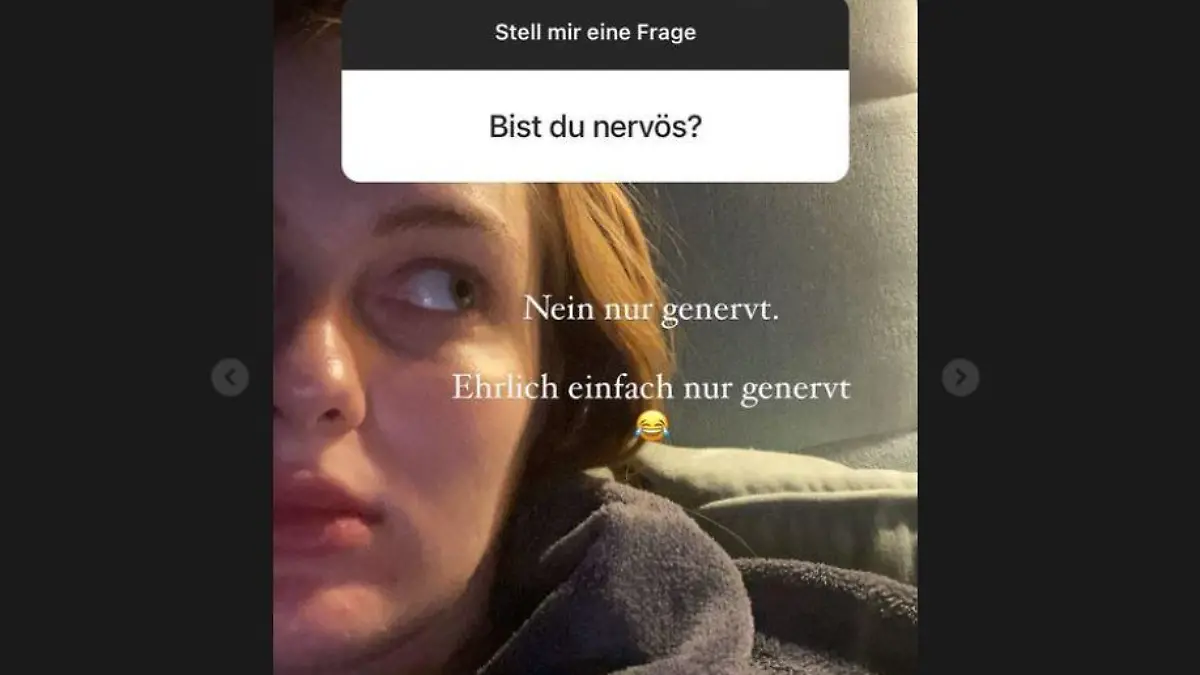 Vanessa Tamkan zeigt auf einem Foto, wie es ihr geht.