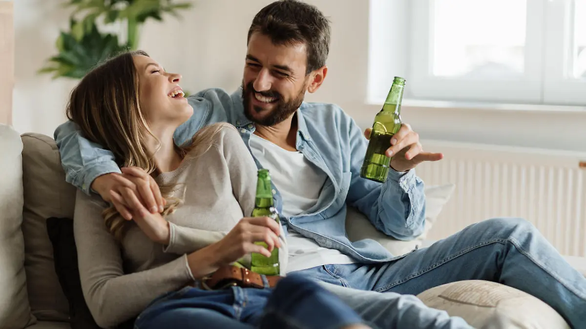 Ein mäßiger Konsum von Alkohol ist unter Umständen gesünder als ein ausschweifender Konsum, auf den ein radikaler Entzug folgt.