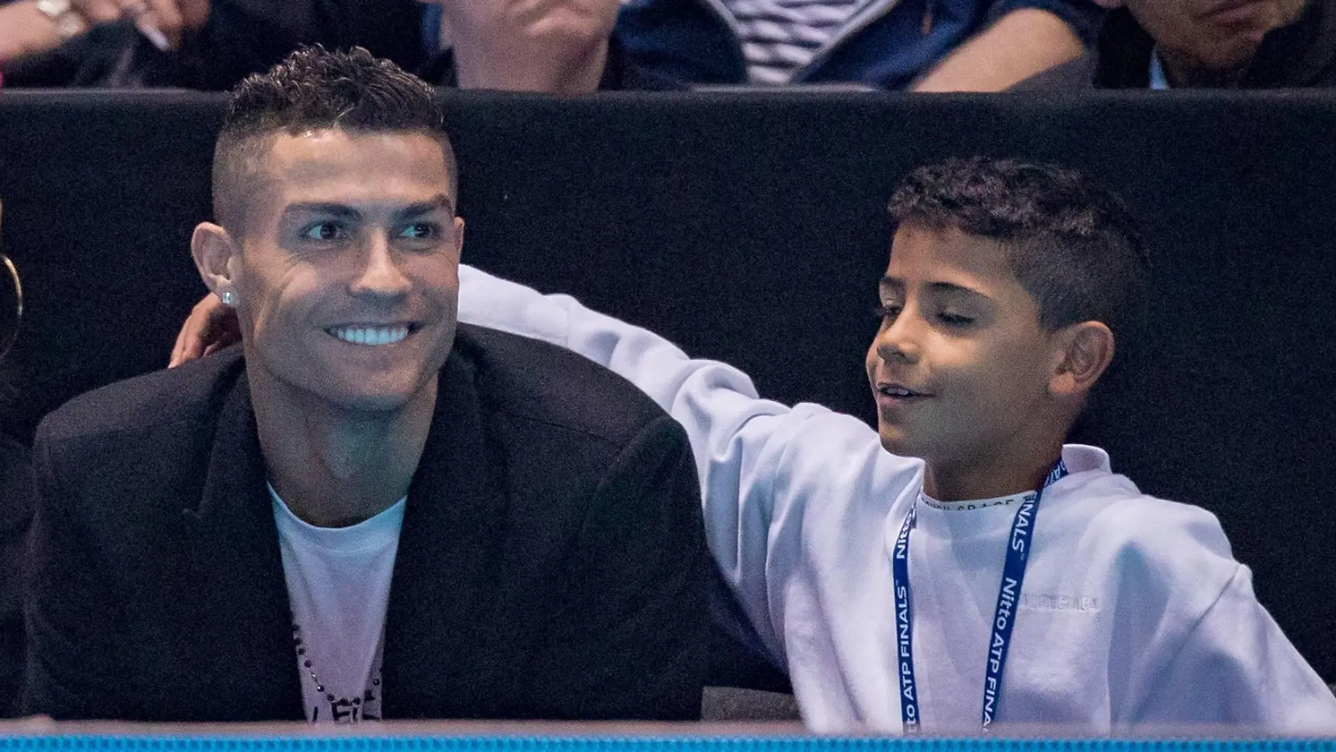 Fußball, Cristiano Ronaldo mit Familie bei den ATP-Finals in London Juventus footballer Ronaldo attends the evening match with his girlfriend Georgina Rodriguez and his son Cristiano Junior at the Nitto ATP Tennis Herren World Finals London at the O2, London, England on 12 November 2018. PUBLICATIONxNOTxINxUK Copyright: xAndyxRowlandx PMI-2401-0039