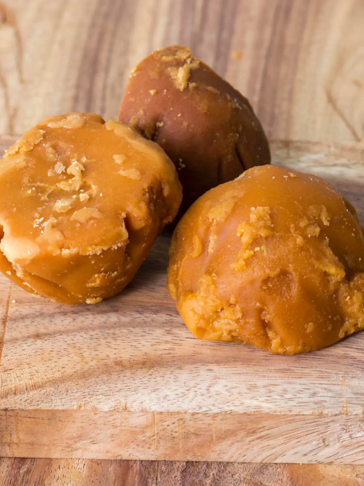 Jaggery wird auch in Deutschland als gesunde Zuckeralternative immer bekannter.