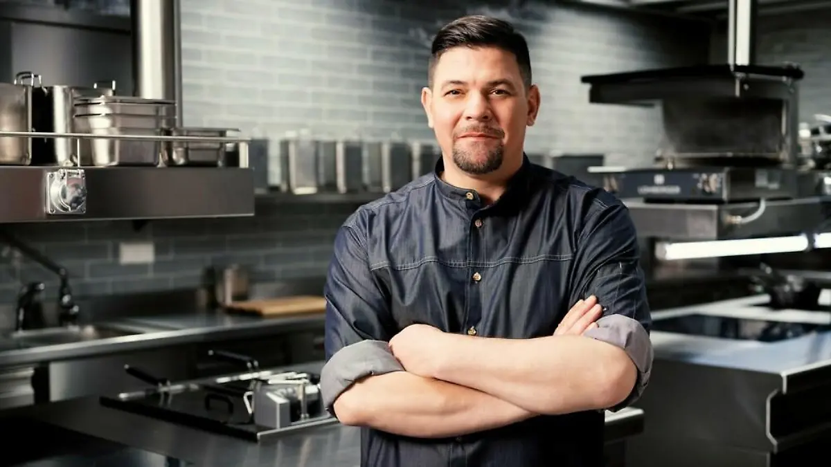 Tim Mälzer: Wie ist "Kitchen Impossible" ohne Reisen in ferne Länder?