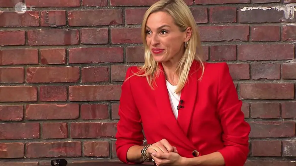 "Bares für Rares"-Händlerin Elisabeth Nüdling lässt nicht locker.
