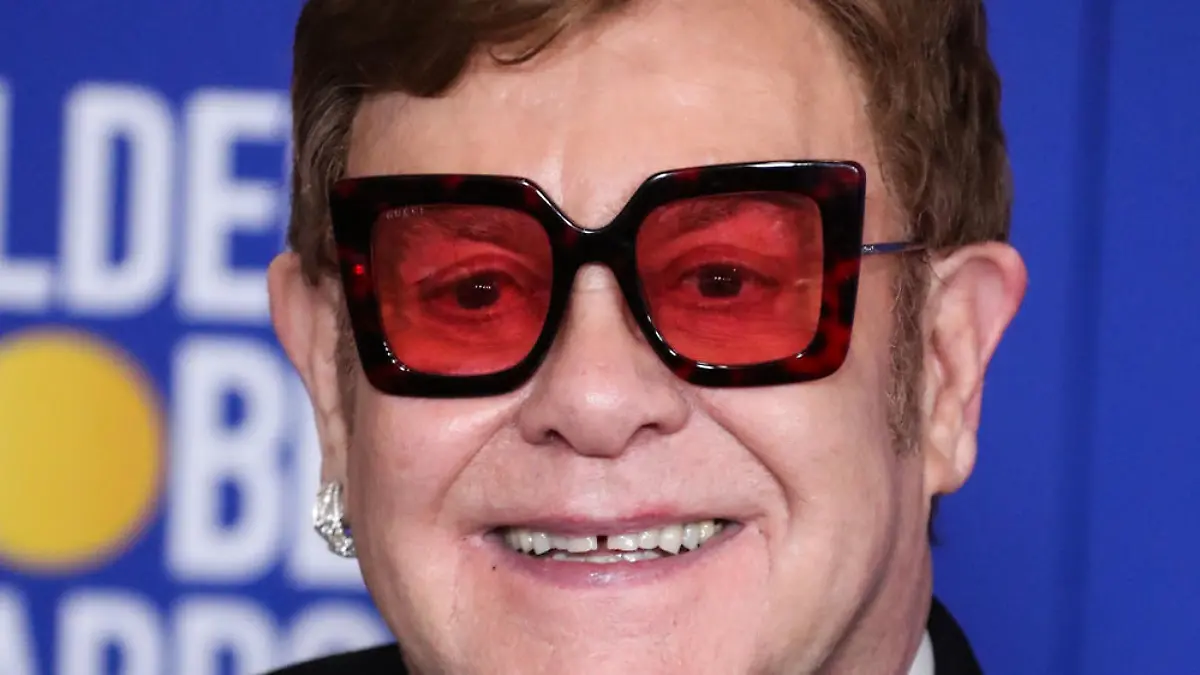 Elton John und Michael Caine: Lustiges Video für die Covid-Impfung