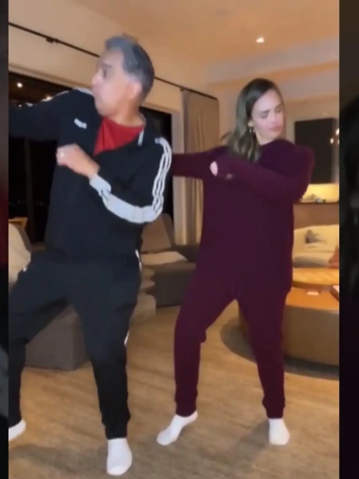 Bild zu: "Mutmacher: Jessica Alba tanzt mit ihrem krebskranken Vater"