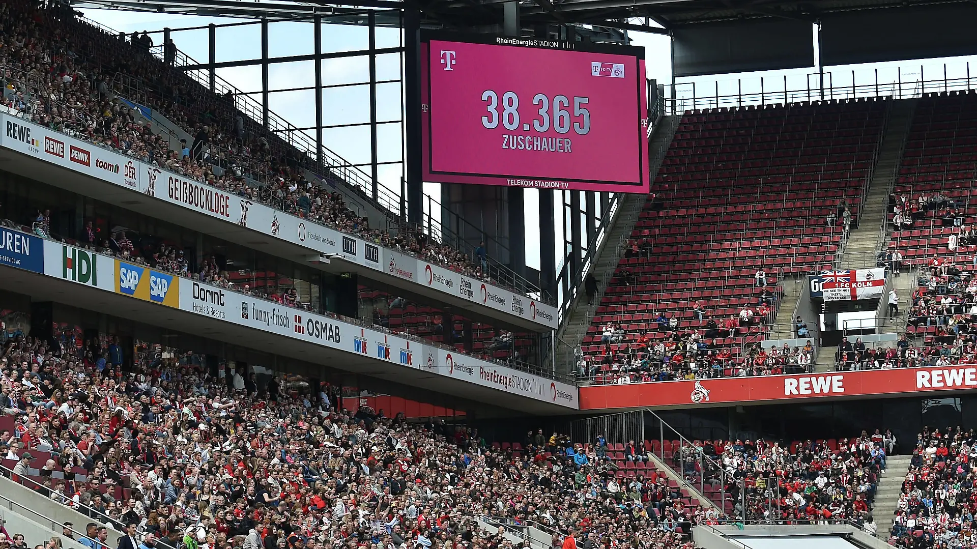 23.04.2023, Cologne, Germany, Rhein-Energie-Stadium, 1. FC Koeln vs Eintracht Frankfurt - Frauen Bundesliga, . die offizielle Zuschauerzahl Foto Ralf Treese, Ralf Treese DFB / DFL REGULATIONS PROHIBIT ANY USE OF PHOTOGRAPHS AS IMAGE SEQUENCES AND/OR QUASI-VIDEO. Cologne Rhein-Energie-Stadium North Rhine-Westphalia Germany *** 23 04 2023, Cologne, Germany, Rhein Energie Stadium, 1 FC Koeln vs Eintracht Frankfurt Frauen Bundesliga, the official crowd photo Ralf Treese, Ralf Treese DFB DFL REGULATIONS PROHIBIT ANY USE OF PHOTOGRAPHS AS IMAGE SEQUENCES AND OR QUASI VIDEO Cologne Rhein Energie Stadium North Rhine Westphalia Germany PUBLICATIONxINxGERxSUIxAUTxONLY / 521_KOESGE20230423_029 / Treese-521