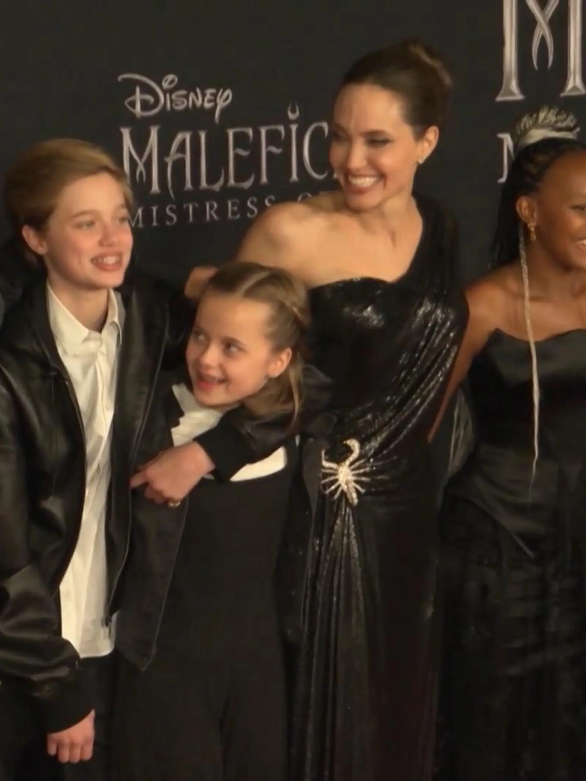 Bild zu: "Angelina Jolie: "Ich bin keine gute traditionelle Mutter!""