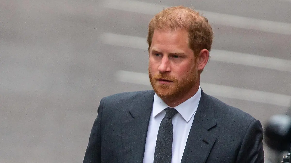 Prince HARRY arrives at Royal Courts of Justice to attend the second day of the trial against Associated Newspapers Group, publisher of Daily Mail and Mail On Sunday.
Credit Image: Tayfun Salci/ZUMA Press Wire
Pictured: Prince Harry,Duke of Sussex
Ref: SPL5533633 280323 NON-EXCLUSIVE
Picture by: Zuma / SplashNews.com
World Rights, No Argentina Rights, No Belgium Rights, No China Rights, No Czechia Rights, No Finland Rights, No France Rights, No Hungary Rights, No Japan Rights, No Mexico Rights, No Netherlands Rights, No Norway Rights, No Peru Rights, No Portugal Rights, No Slovenia Rights, No Sweden Rights, No Taiwan Rights, No United Kingdom Rights