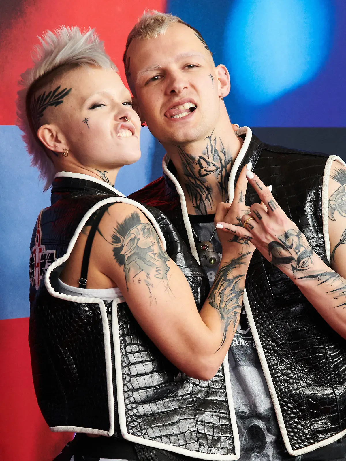 ARCHIV - 08.03.2020, Berlin: Das Ehepaar Edith (l) und Eric Stehfest kommen zur Premiere des ProSieben-Blockbusters ·9 Tage wach· im Kino Zoo Palast. Sie sind Eltern einer kleinen Tochter geworden. Dazu teilte das Paar am 19.01.2021 ein Bild bei Instagram. (zu dpa "Schauspieler Eric Stehfest ist wieder Vater") Foto: Annette Riedl/dpa +++ dpa-Bildfunk +++