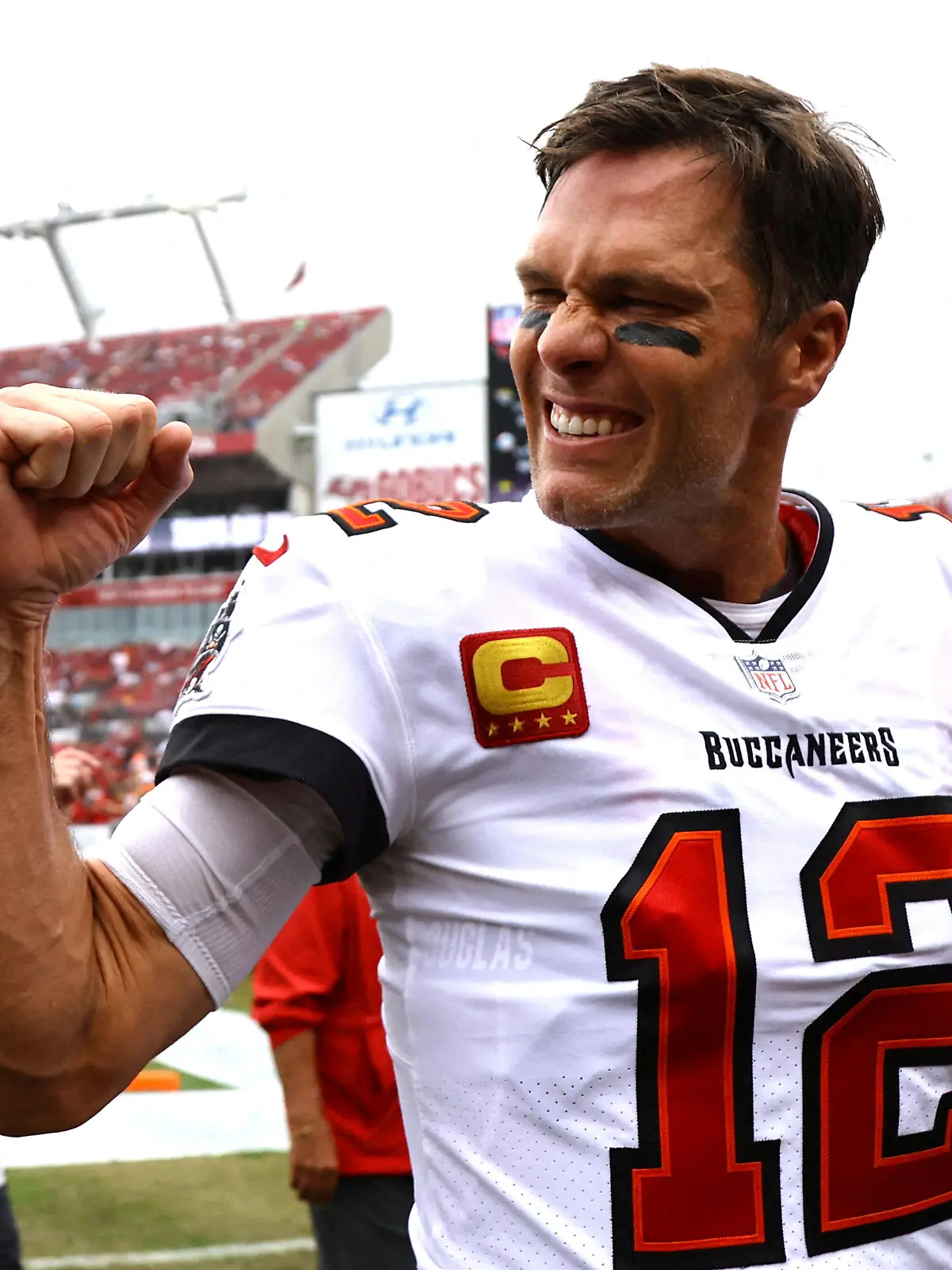 FILE PHOTO: Jan 1, 2023; Tampa, Florida, USA;  Tampa Bay Buccaneers quarterback Tom Brady (12) gets pumped up prior to the game against the Carolina Panthers at Raymond James Stadium. Mandatory Credit: Kim Klement-USA TODAY Sports     TPX IMAGES OF THE DAY/File Photo