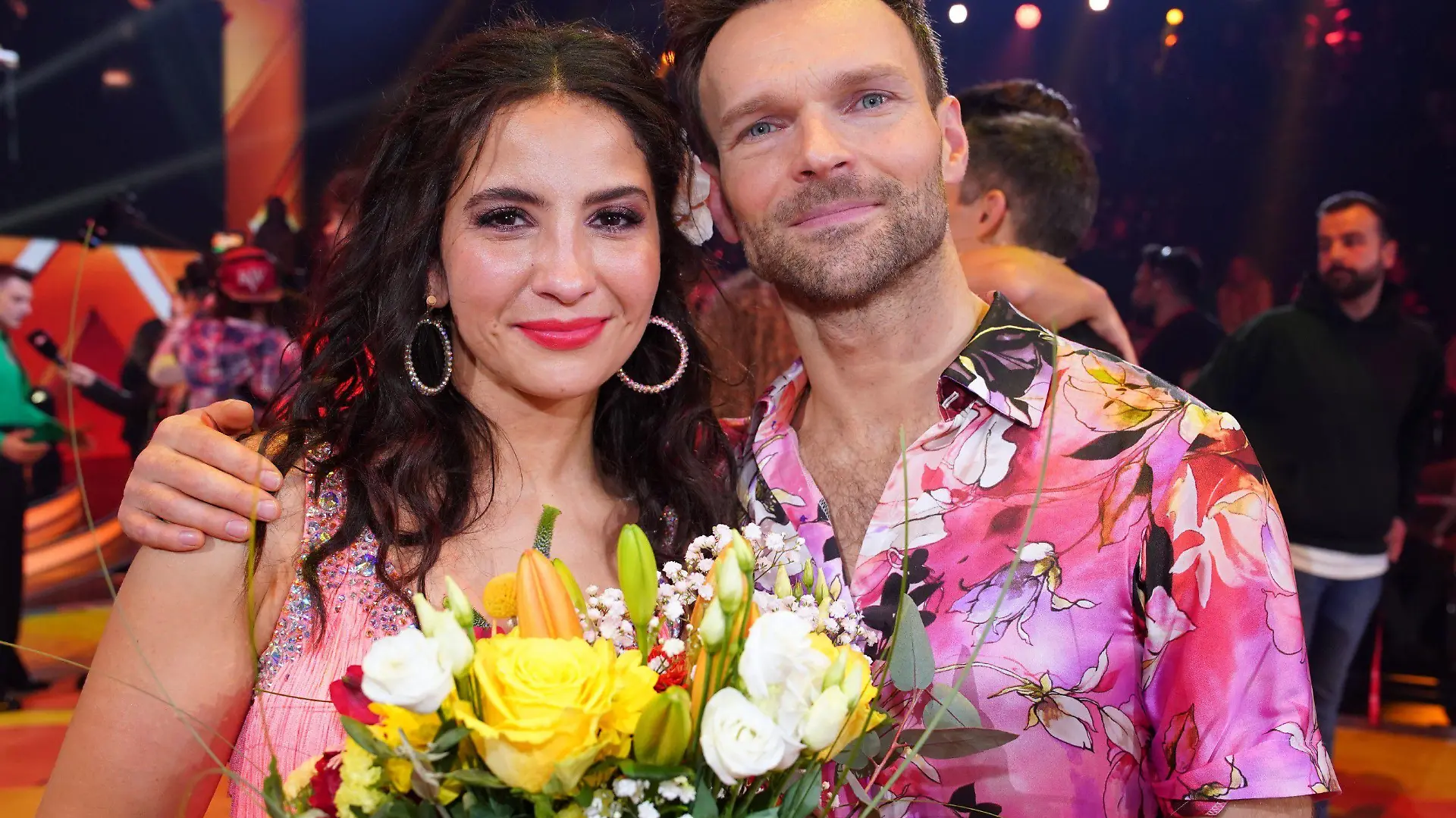 Chryssanthi Kavazi und Vadim Garbuzov scheiden aus.
Die Verwendung des sendungsbezogenen Materials ist nur mit dem Hinweis und Verlinkung auf RTL+ gestattet.