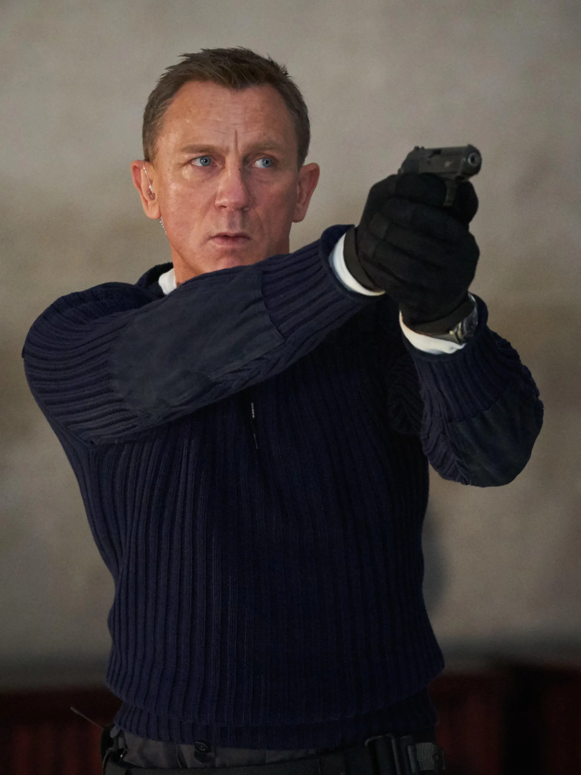 ARCHIV - 20.08.2019, ---: HANDOUT - Daniel Craig als James Bond in der Szene eines Trailers zum James-Bond-Film «Keine Zeit zu sterben» («No Time To Die», undatierte Aufnahme). (zu dpa «Neuer James-Bond-Film «Keine Zeit zu sterben» schon wieder verschoben») Foto: Nicole Dove/DANJAQ and Metro Goldwyn Mayer Pictures/Universal Pictures /dpa - ACHTUNG: Nur zur redaktionellen Verwendung im Zusammenhang mit einer Berichterstattung über den Film und nur mit vollständiger Nennung des vorstehenden Credits +++ dpa-Bildfunk +++