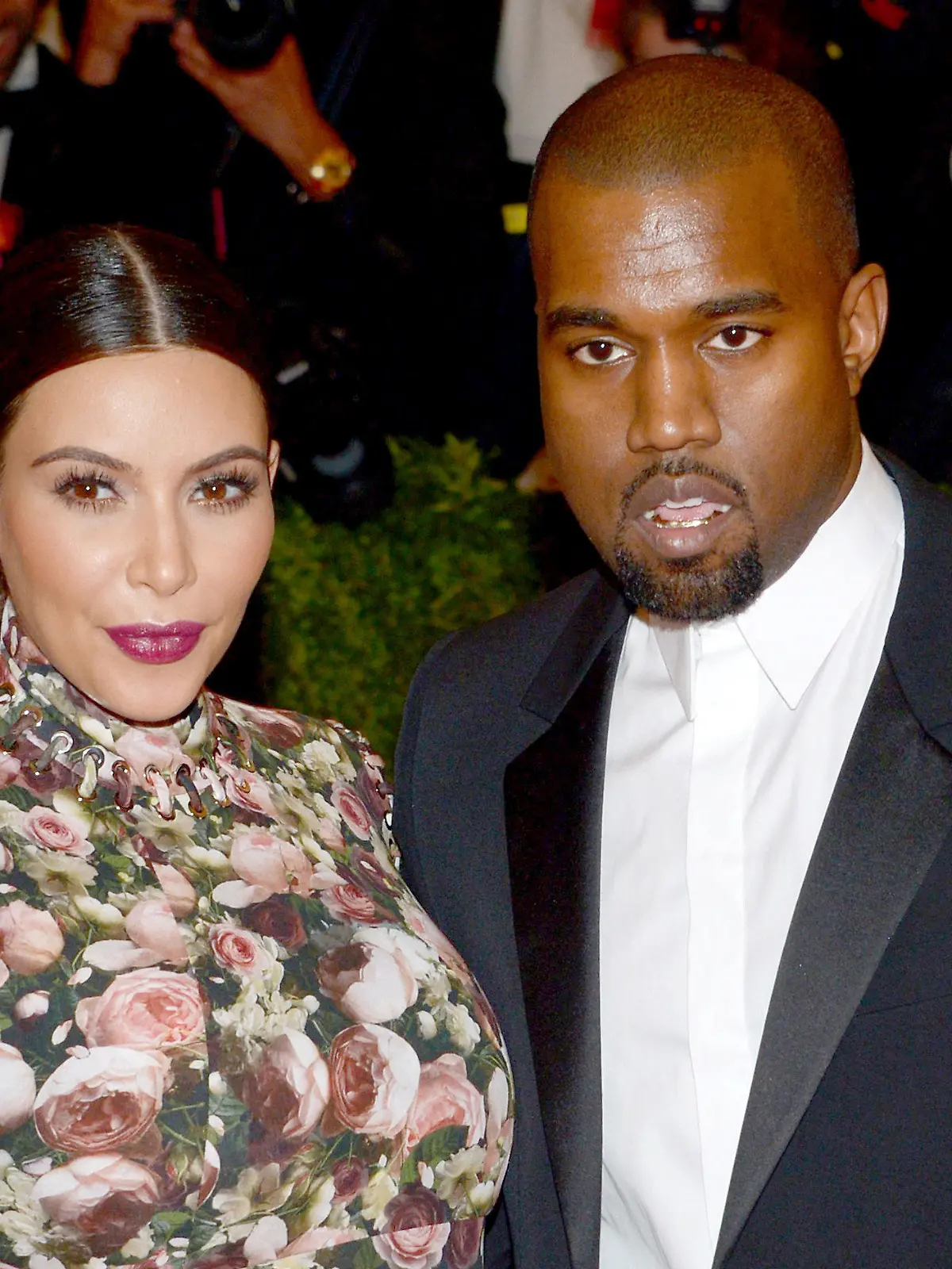 FILE - US socialite Kim Kardashian and musician Kayne West attend the 'Punk: Chaos to Couture' Costume Institute Gala at the Metropolitan Museum of Art in New York, New York, USA, 06 May 2013. EPA/JUSTIN LANE (zu dpa "Berühmt fürs Berühmtsein: Der Clan der Kardashians und Jenners" vom 26.08.2016) +++(c) dpa - Bildfunk+++