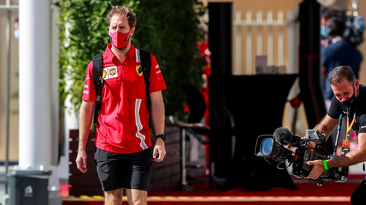 2020 Abu Dhabi GP YAS MARINA CIRCUIT, UNITED ARAB EMIRATES - DECEMBER 11: Sebastian Vettel, Ferrari during the Abu Dhabi GP at Yas Marina Circuit on Friday December 11, 2020 in Abu Dhabi, United Arab Emirates. Photo by Steven Tee / LAT Images Images PUBLICATIONxINxGERxSUIxAUTxHUNxONLY GP2017_072441_1ST2950 