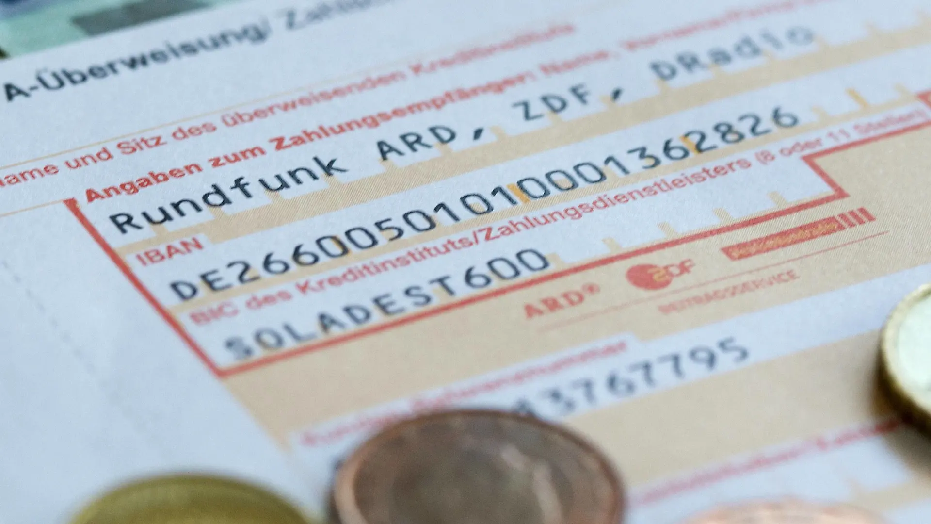  Themenbild - Rundfunkgebuehr Winden Rundfunkgebuehr Themenbild, Featurebild, Symbolbild , EP_DFG