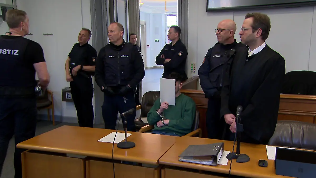 Der Angeklagte Fisnik H. hat zum Prozessauftakt gestanden - er bereue die Tat.