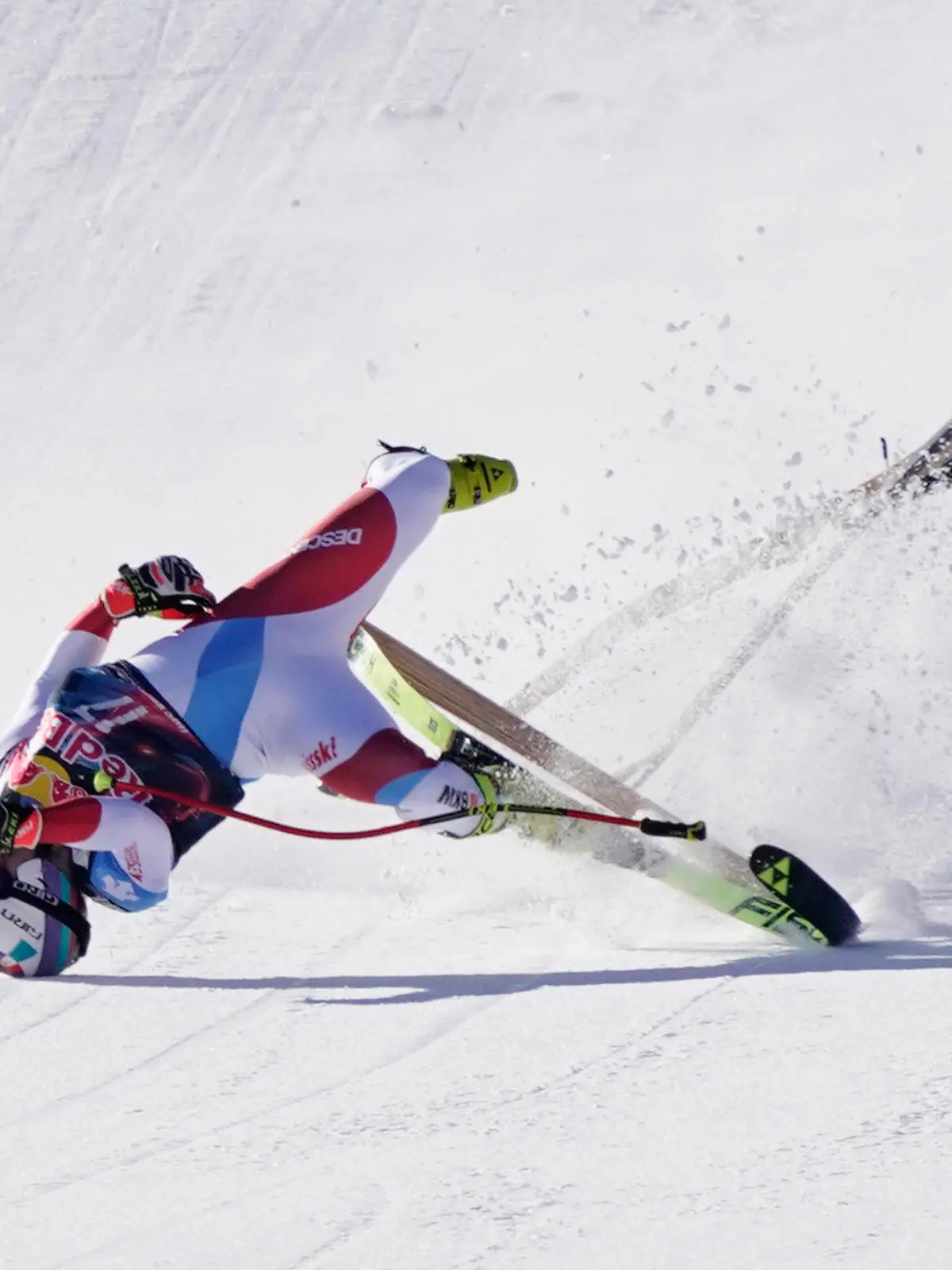 22.01.2021, Österreich, Kitzbühel: Ski alpin: Weltcup, Abfahrt, Herren. Urs Kryenbühl aus der Schweiz stürzt. Foto: Giovanni Auletta/AP/dpa +++ dpa-Bildfunk +++