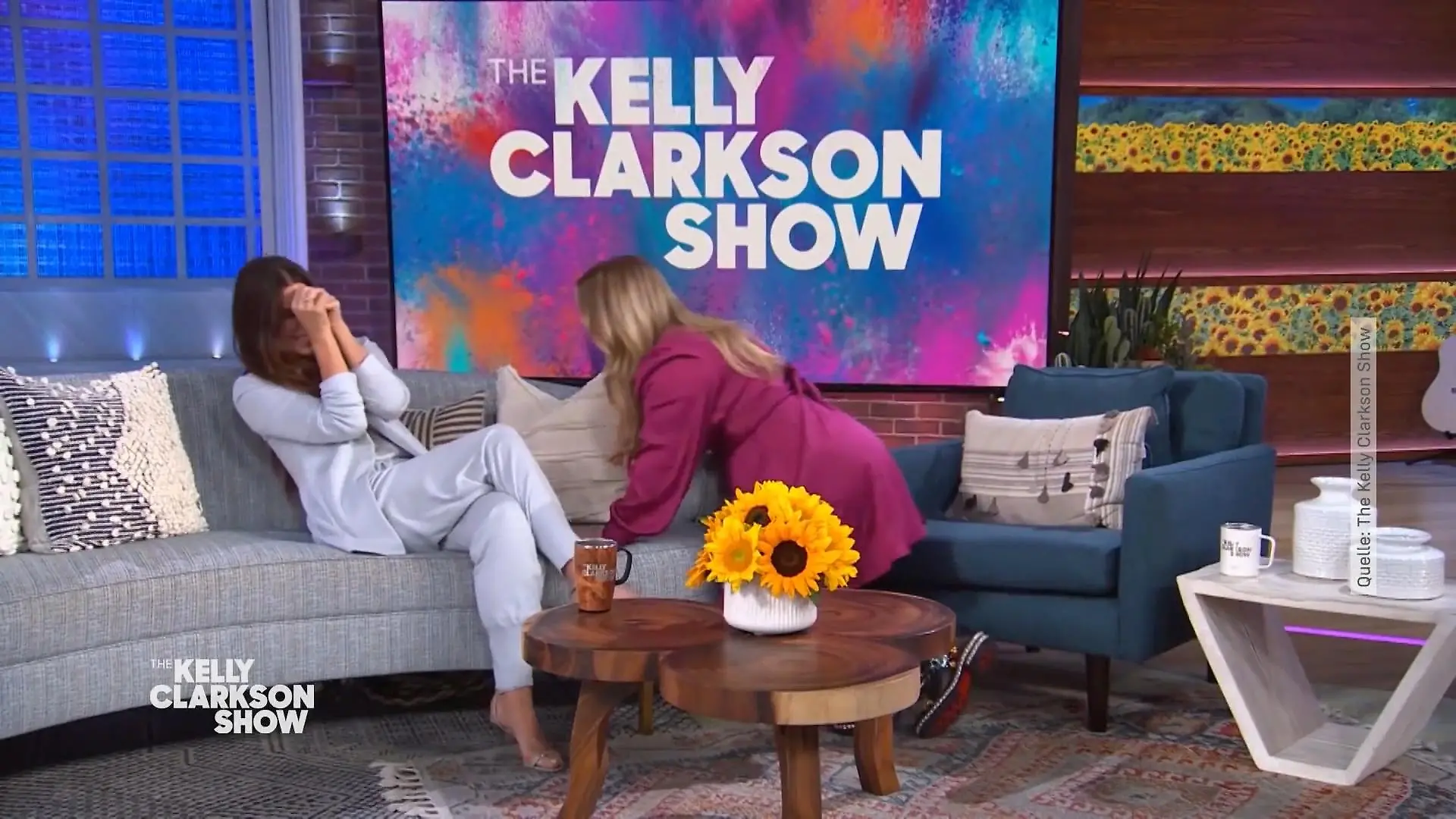 Sandra Bullock & Kelly Clarkson gehen mit Interview viral Lachanfall in TV-Show